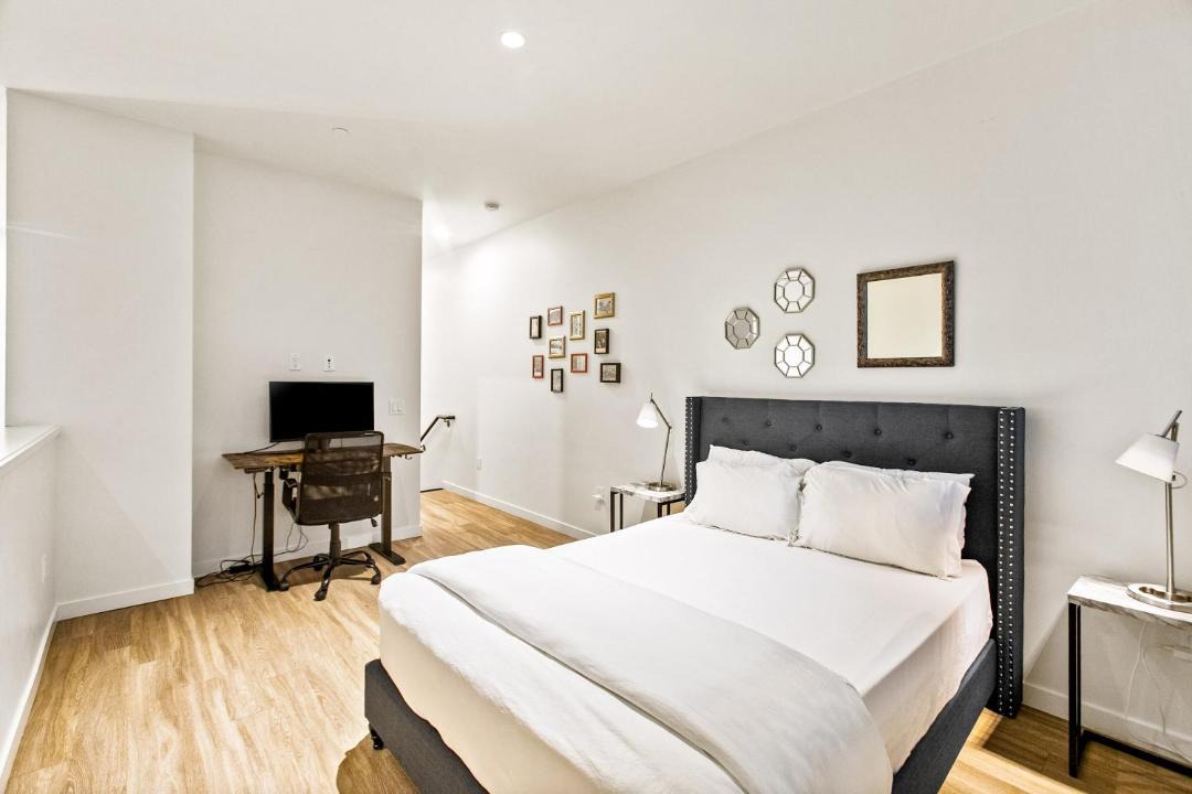 Photo of Bedroom in Downtown