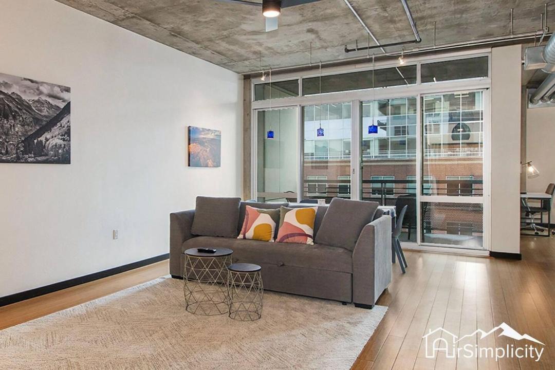 Photo of Livingroom in LoDo