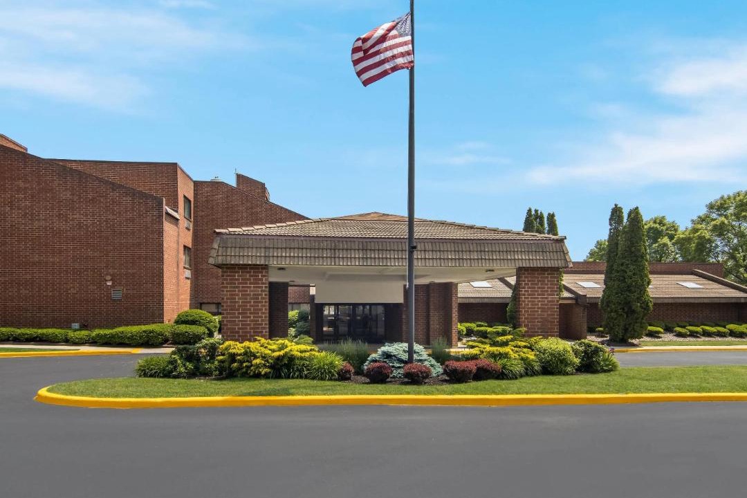 Photo of Buildings in Manitowoc