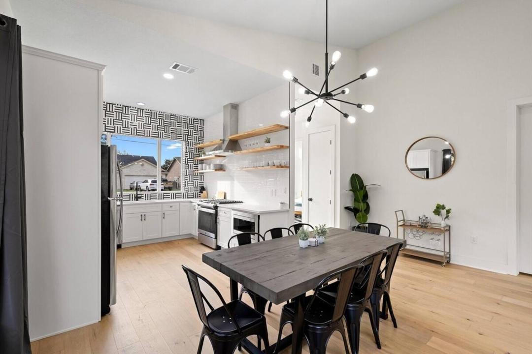 Photo of Kitchen in Apache Shores