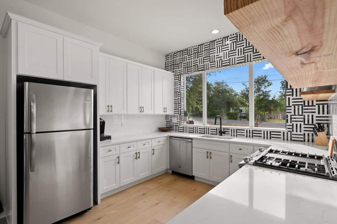 Photo of Kitchen in Apache Shores