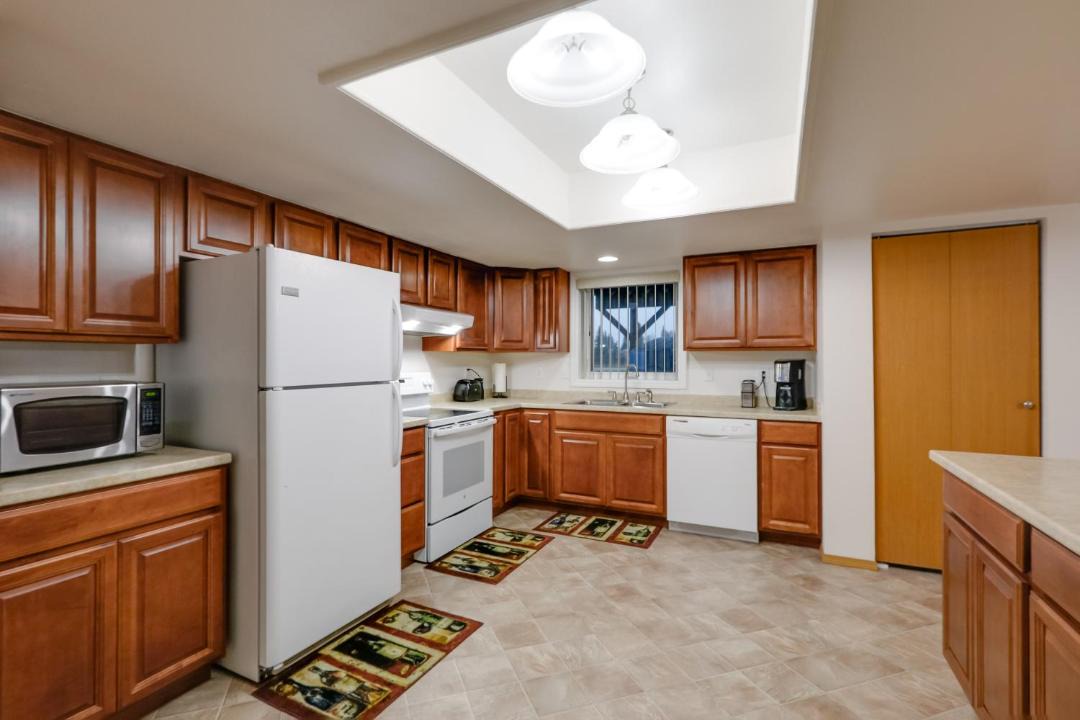 Photo of Kitchen in College