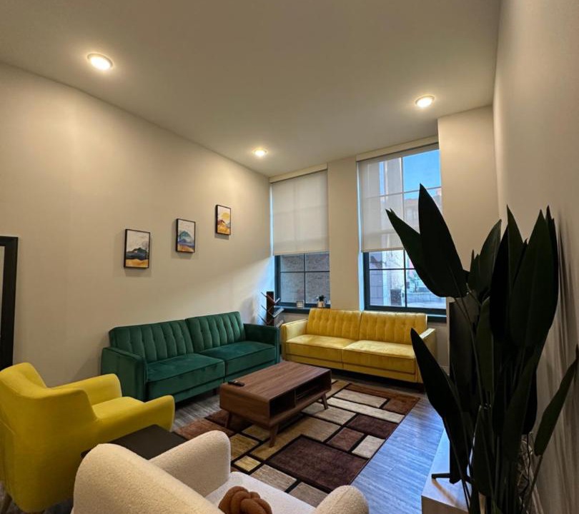 Photo of Livingroom in Gateway District