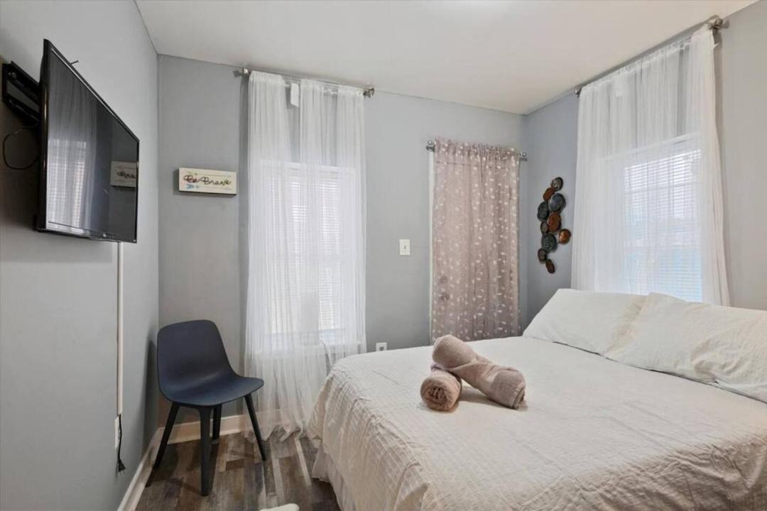 Photo of Bedroom in Norris Square