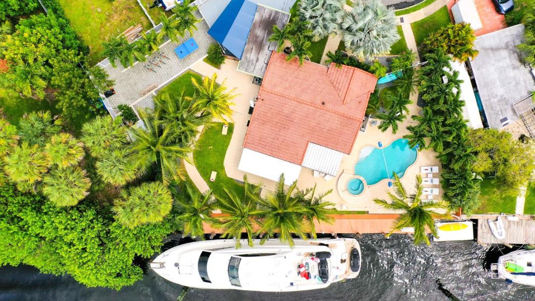 Photo of Others in South New River Isles