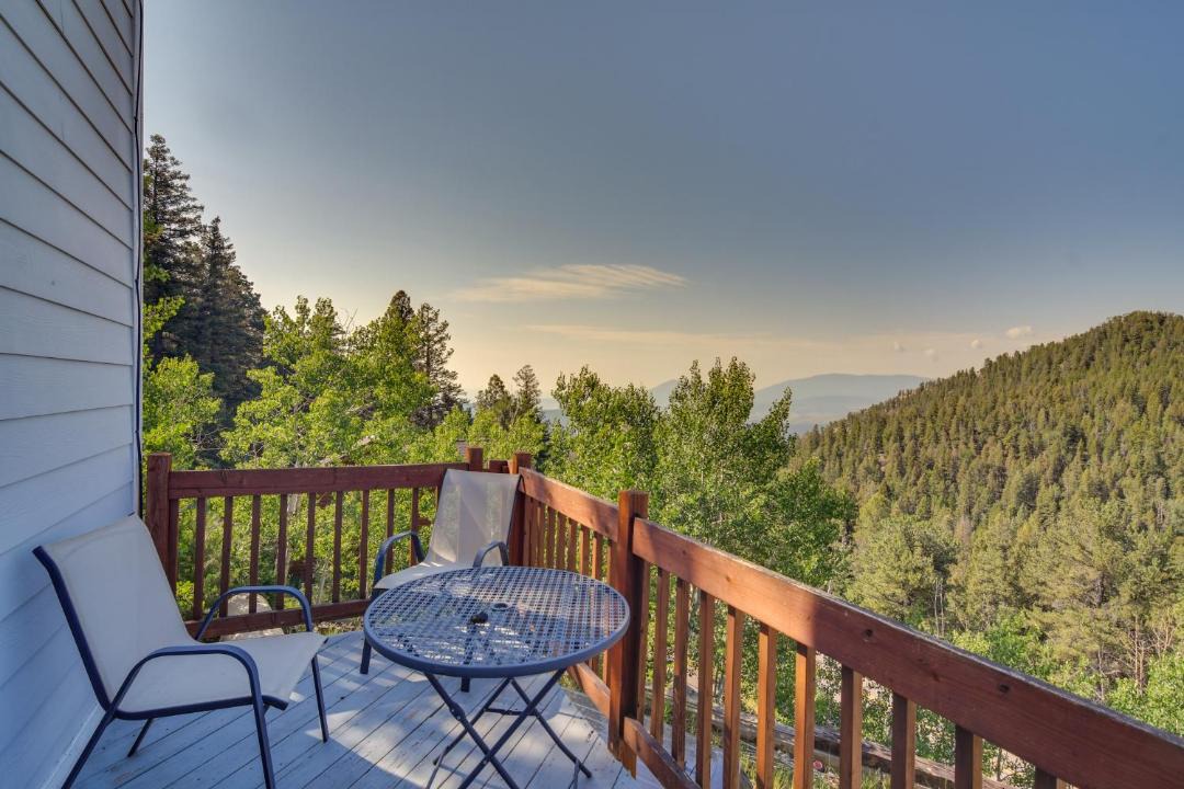 Photo of Patio Balcony in Kings Valley
