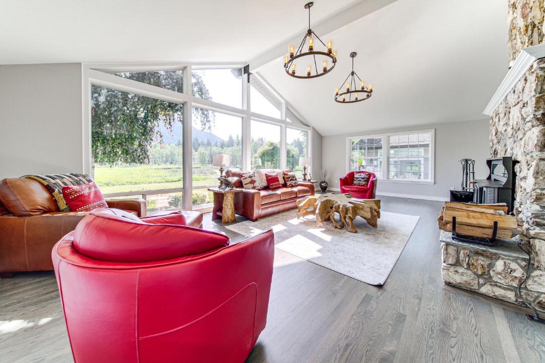 Photo of Livingroom in Arlington Heights
