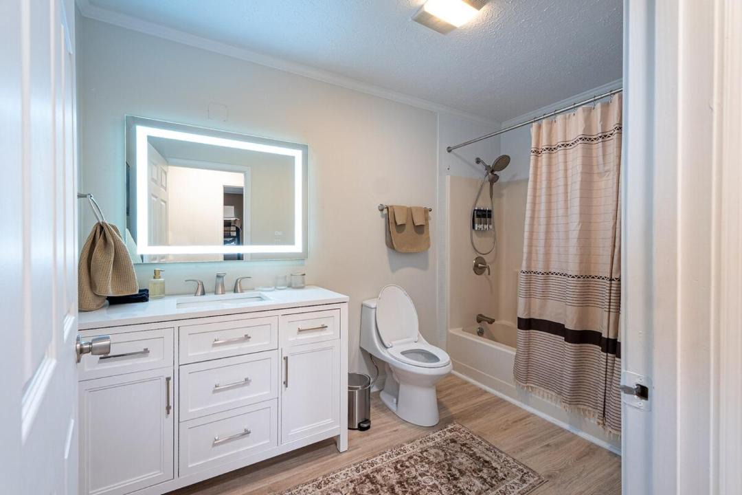 Photo of Bathroom in Summerlee