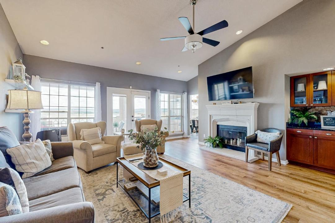 Photo of Livingroom in Highland Lake Estates
