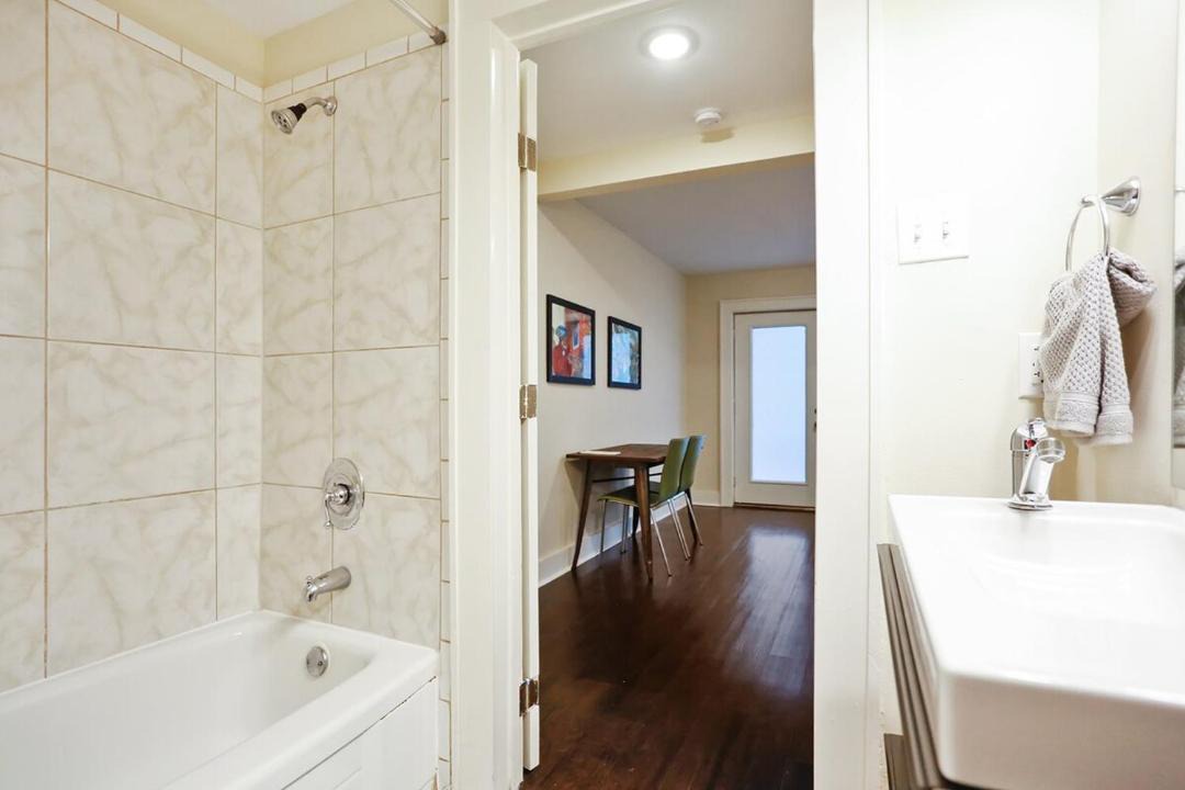 Photo of Bathroom in Faubourg Delassize