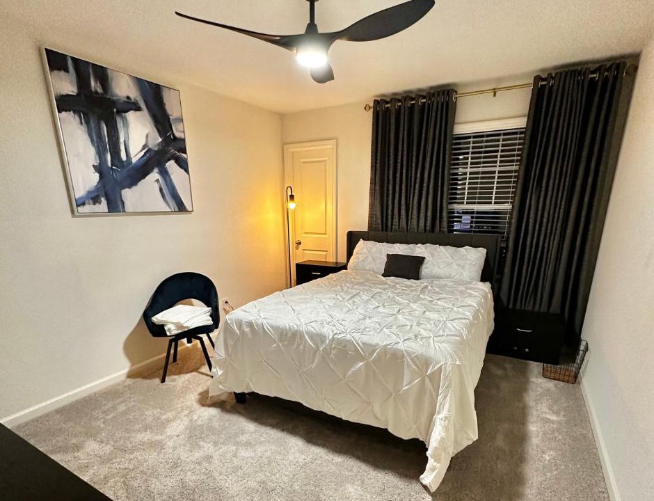 Photo of Bedroom in Glenn Heights