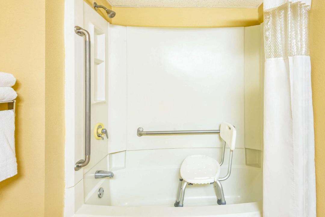 Photo of Bathroom in Pleasantville