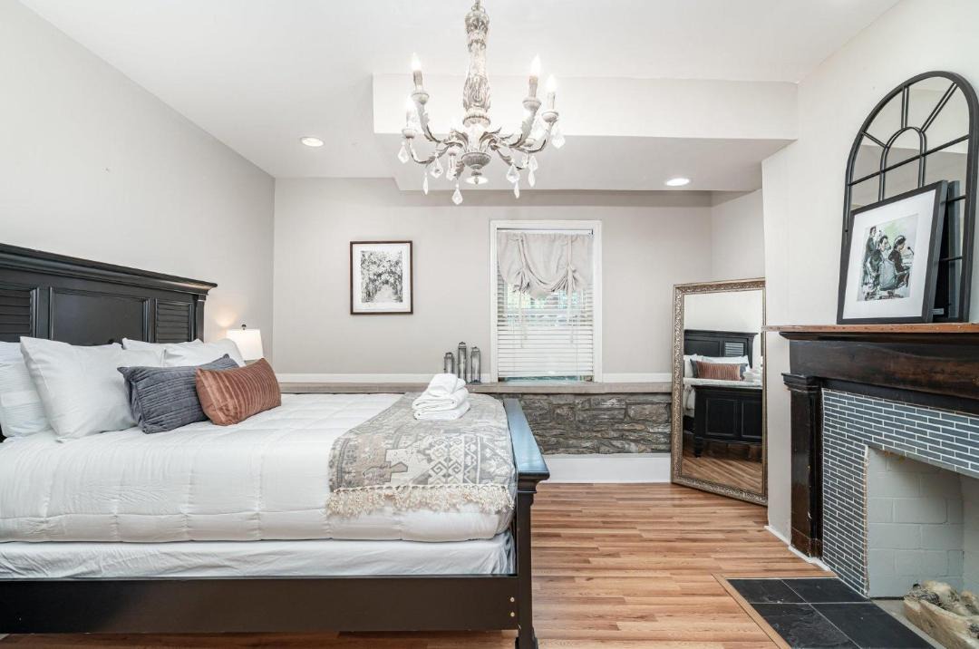 Photo of Bedroom in Rutledge Hill