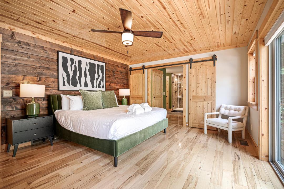 Photo of Bedroom in Interlochen