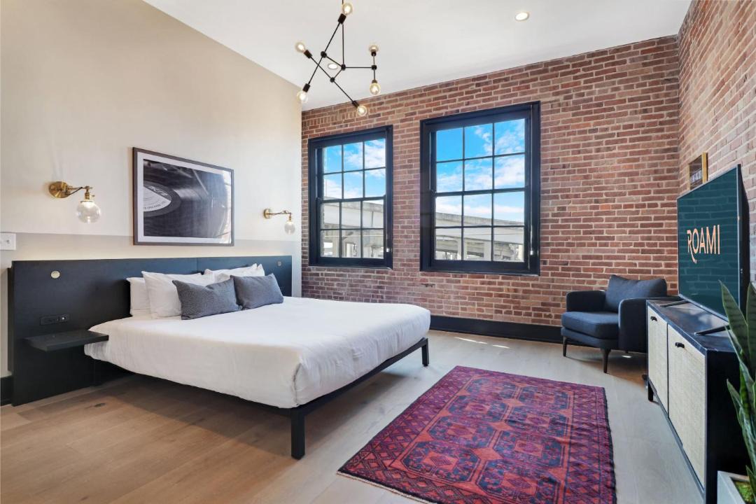 Photo of Bedroom in Arts/Warehouse District