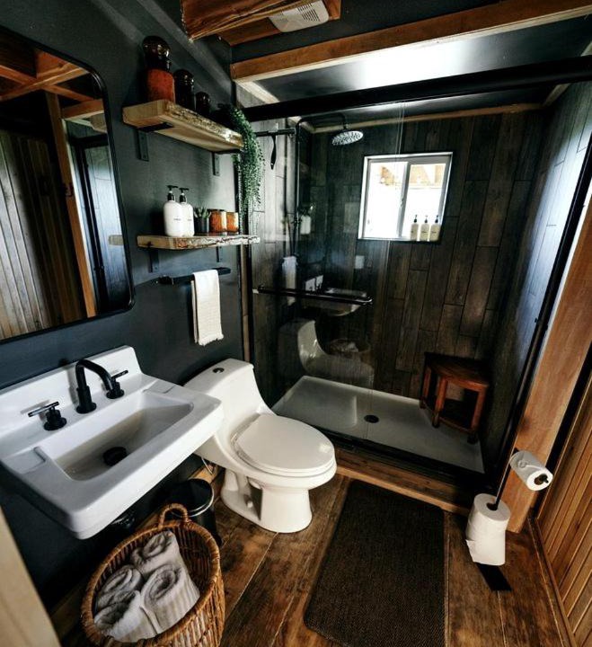 Photo of Bathroom in Maryville