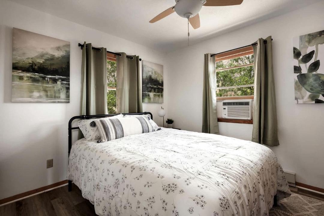 Photo of Bedroom in Romney