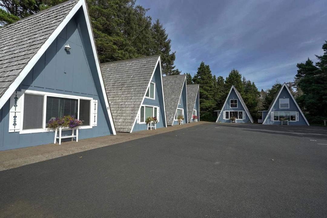 Photo of Buildings in Otter Rock