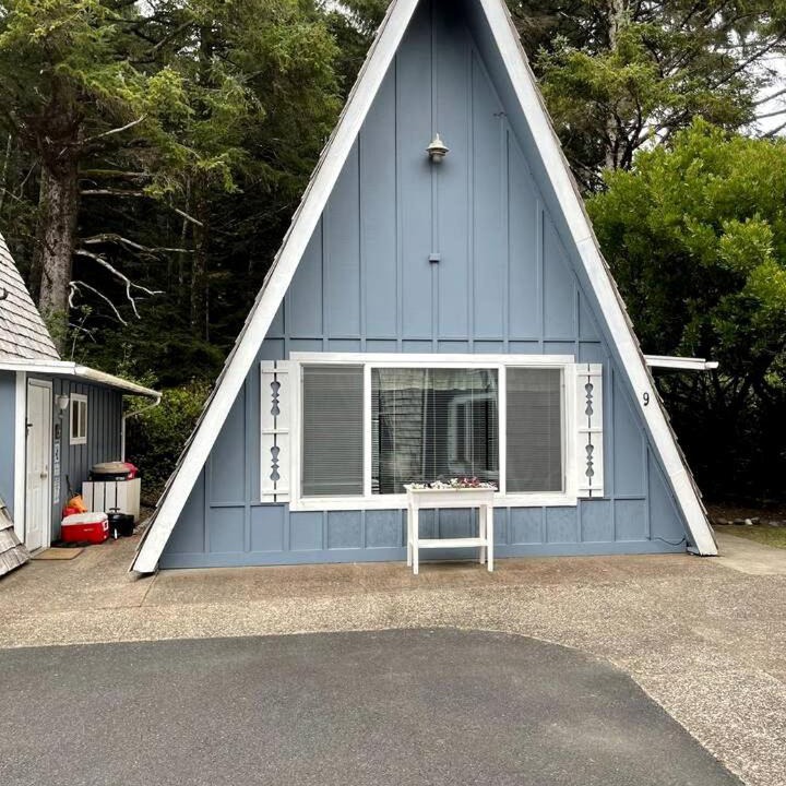 Photo of Others in Otter Rock