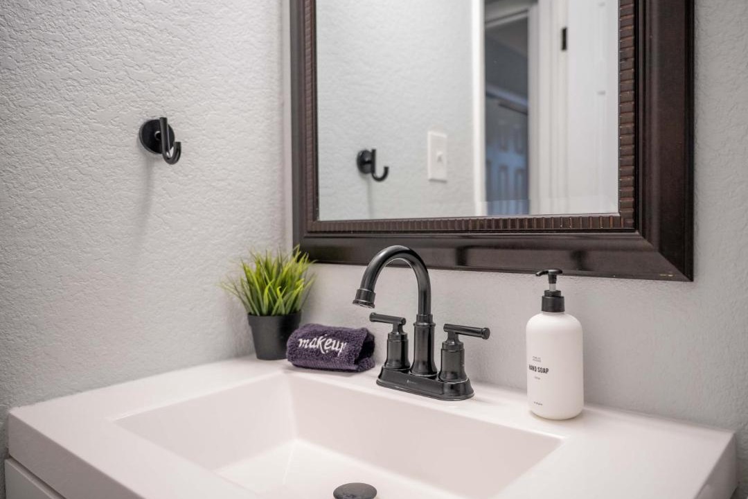 Photo of Bathroom in Lamar Heights Area