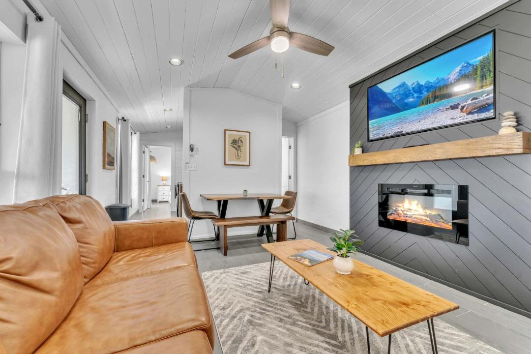 Photo of Livingroom in Bryant