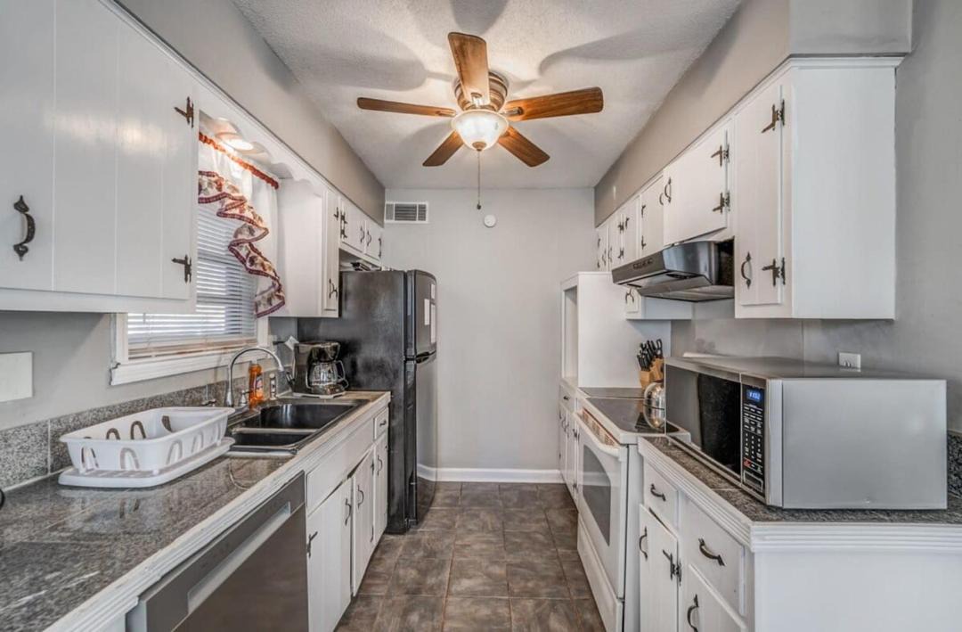 Photo of Kitchen in Ellendale