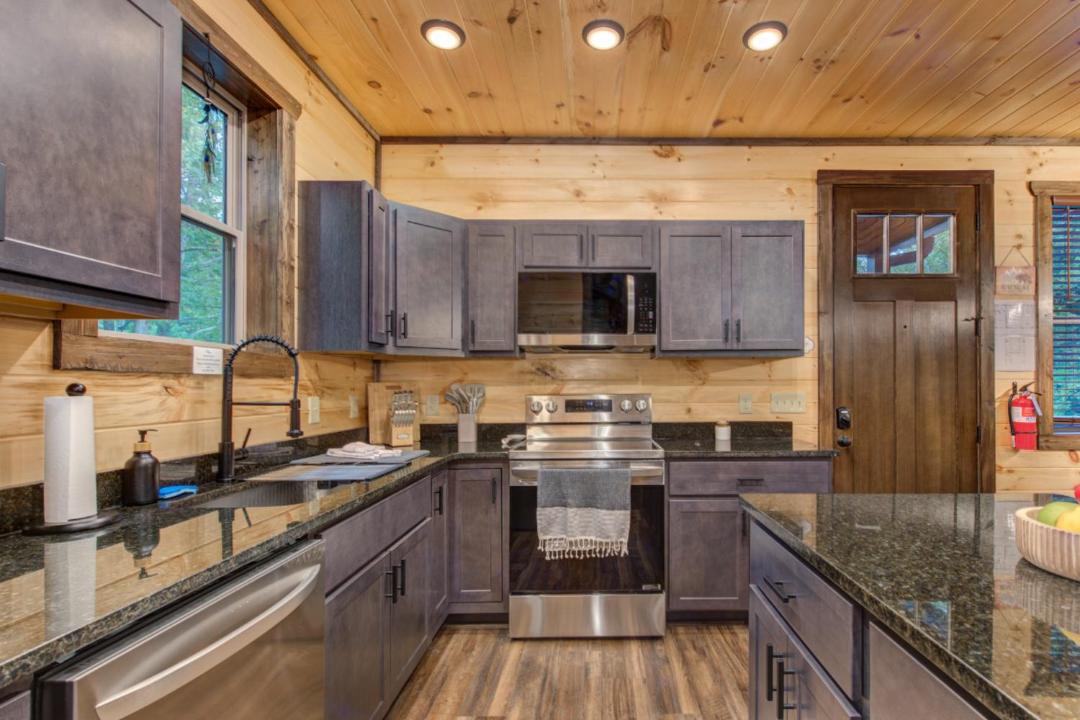 Photo of Kitchen in Gatlinburg - Pigeon Forge