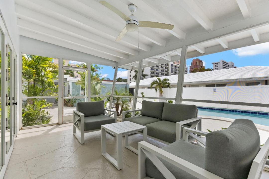 Photo of Patio Balcony in Dolphin Isles
