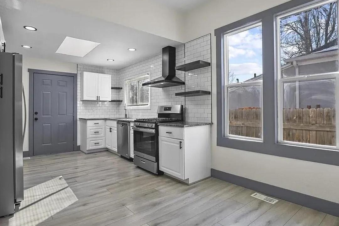 Photo of Kitchen in Barnum West