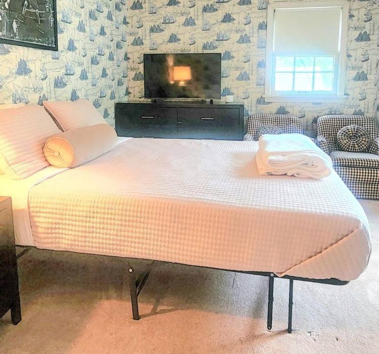 Photo of Bedroom in Youngstown