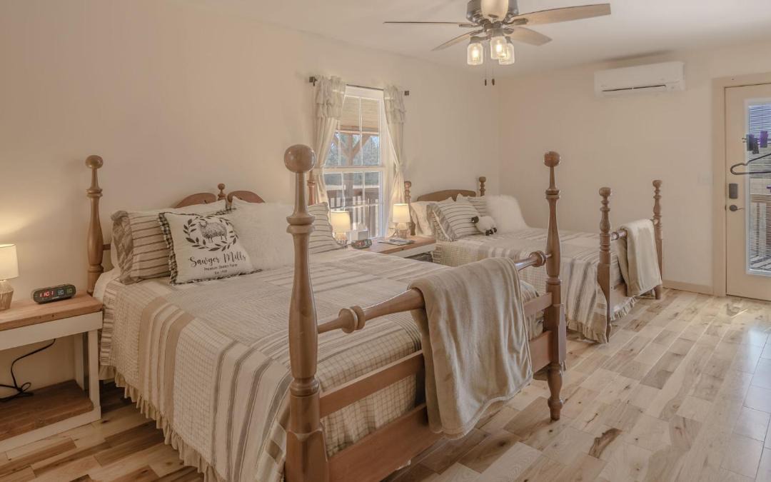Photo of Bedroom in Whitley City