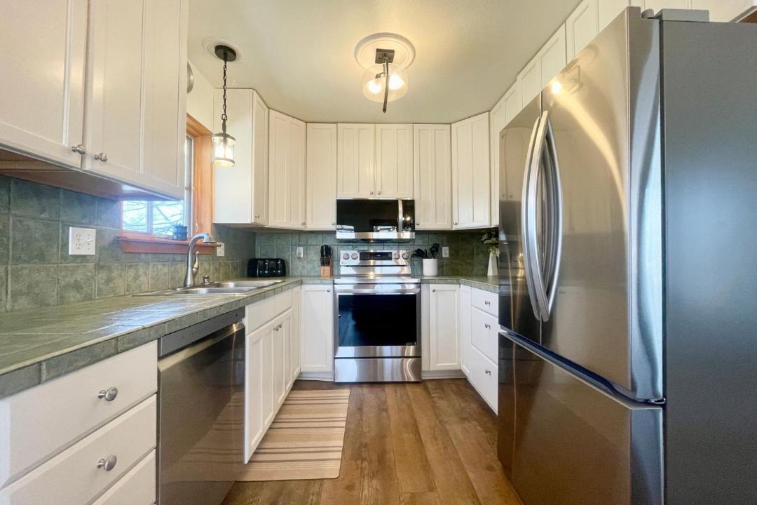 Photo of Kitchen in Cedar Village