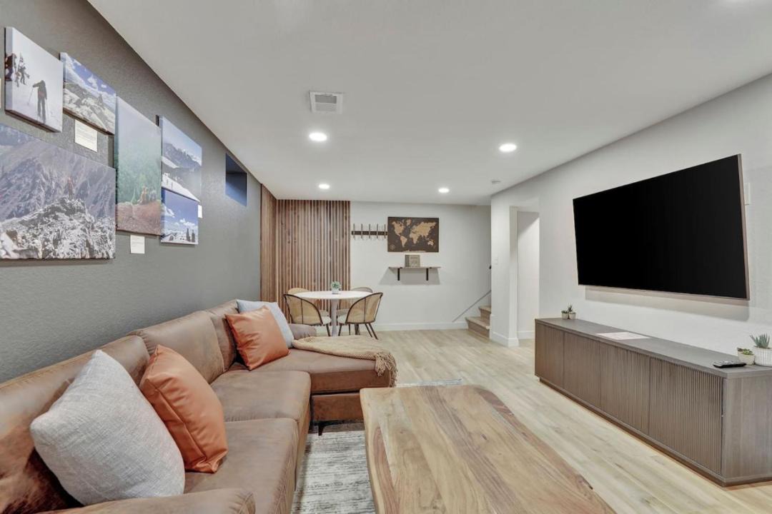Photo of Livingroom in Scenic Heights