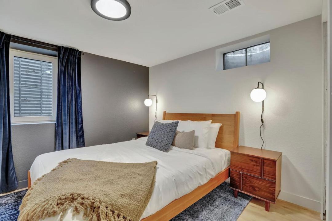 Photo of Bedroom in Scenic Heights