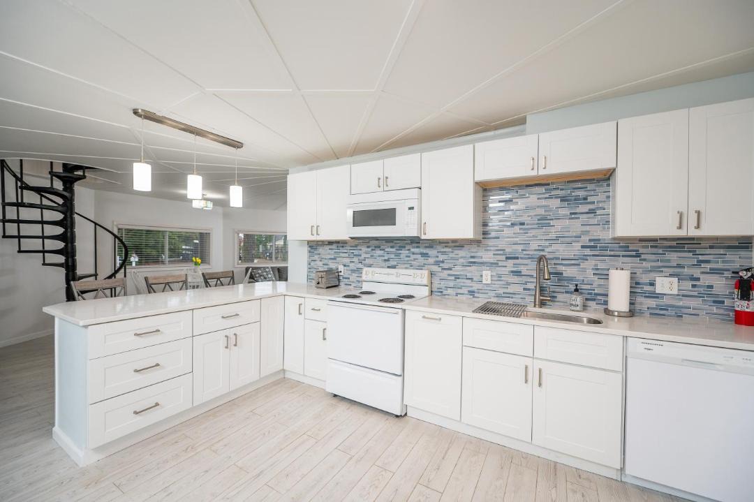 Photo of Kitchen in Piney Island
