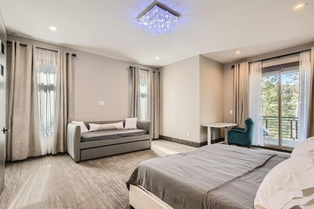 Photo of Bedroom in Homestead