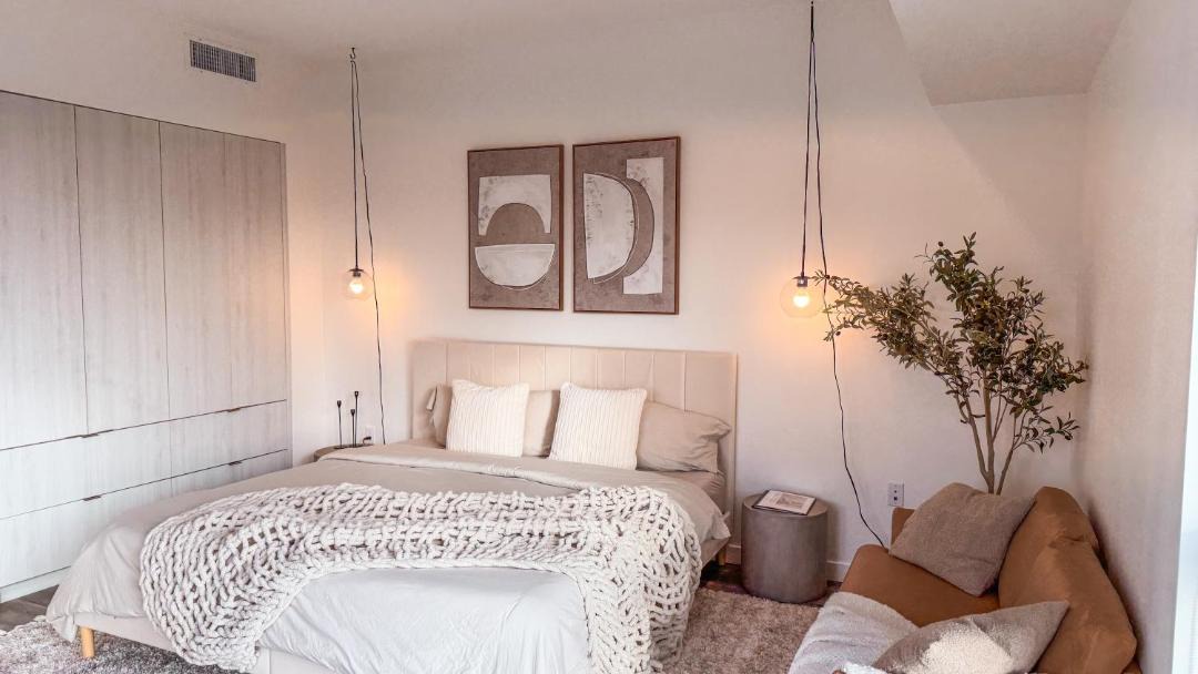 Photo of Bedroom in Hollywood