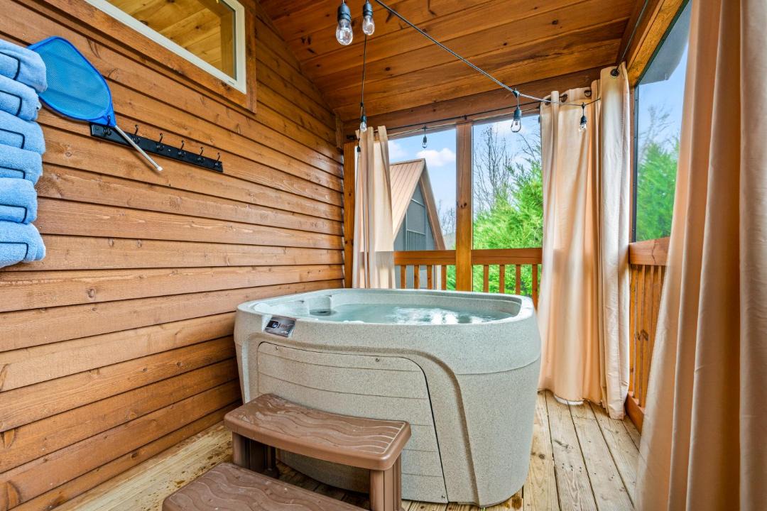 Photo of Others in White Oak Lodge