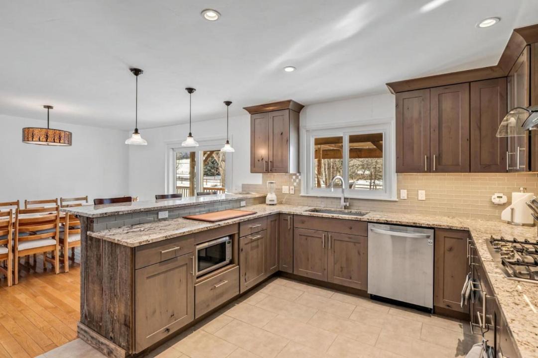 Photo of Kitchen in Basalt