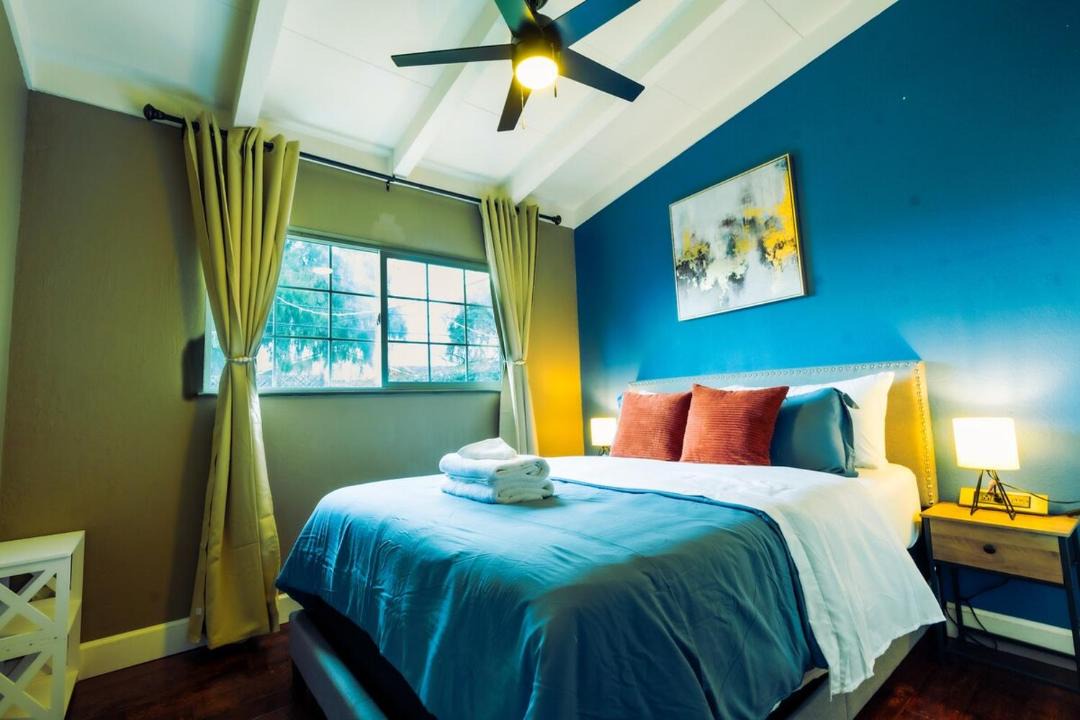 Photo of Bedroom in East San Mateo