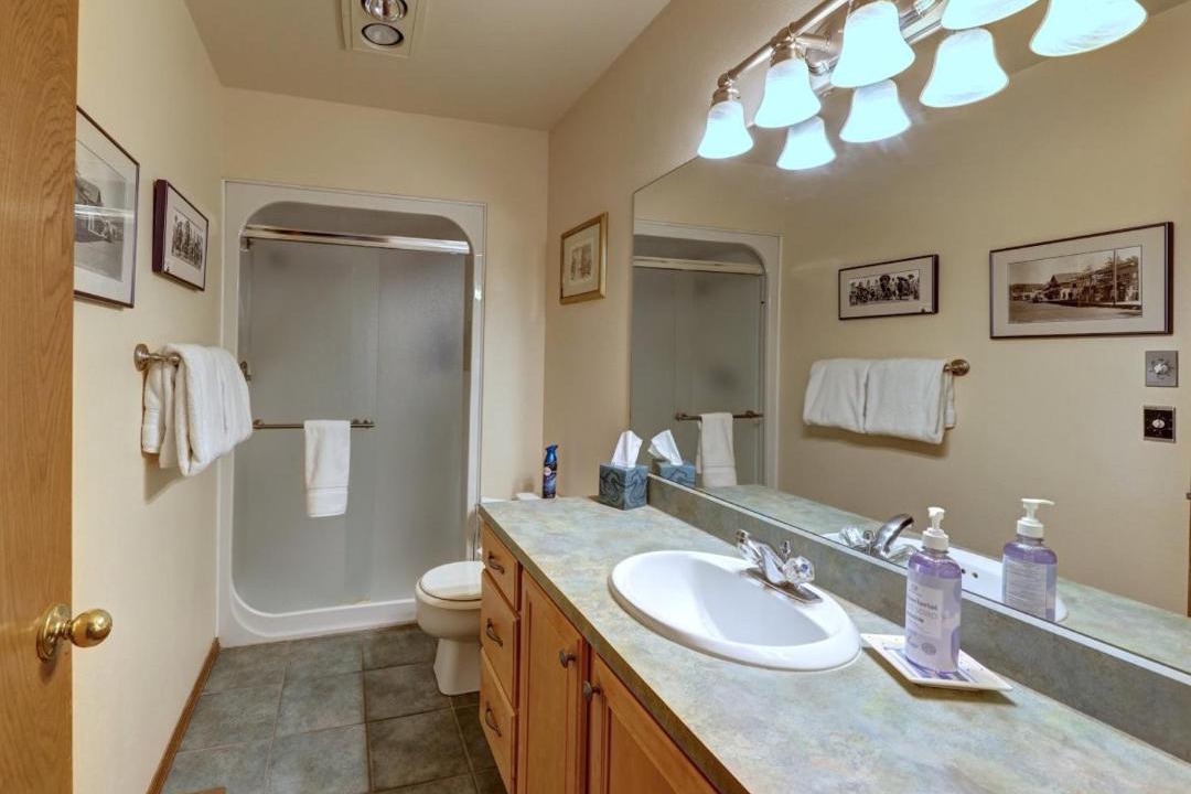Photo of Bathroom in Tolovana Park