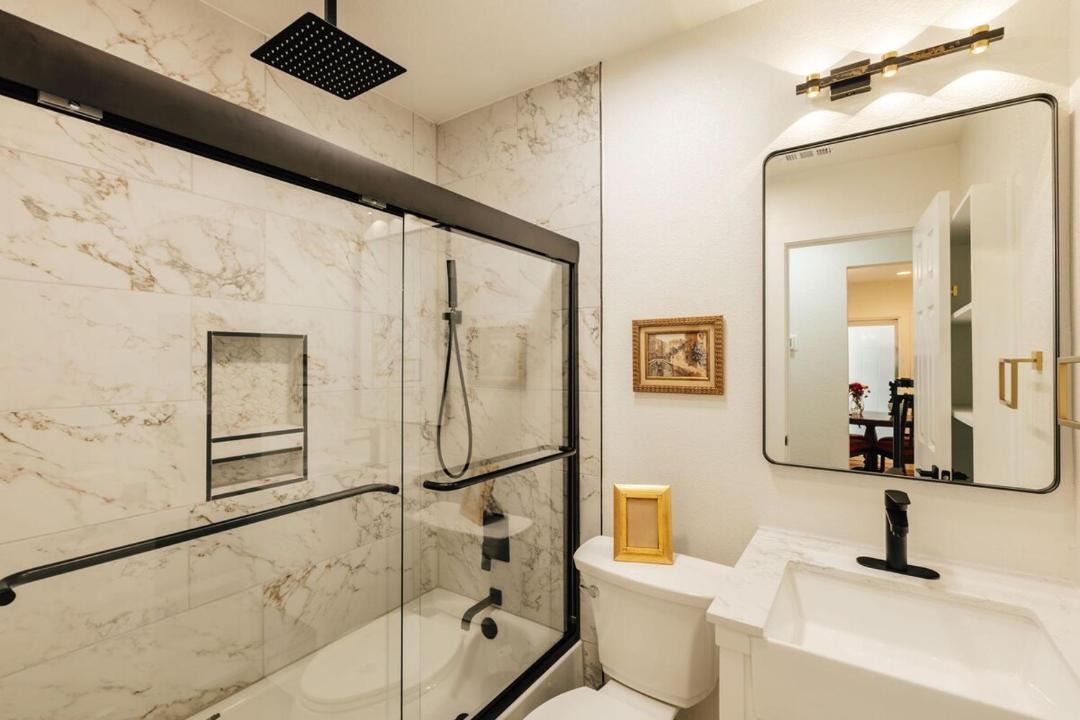 Photo of Bathroom in Sweetbriar