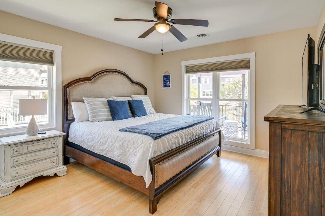 Photo of Bedroom in Surfside Beach
