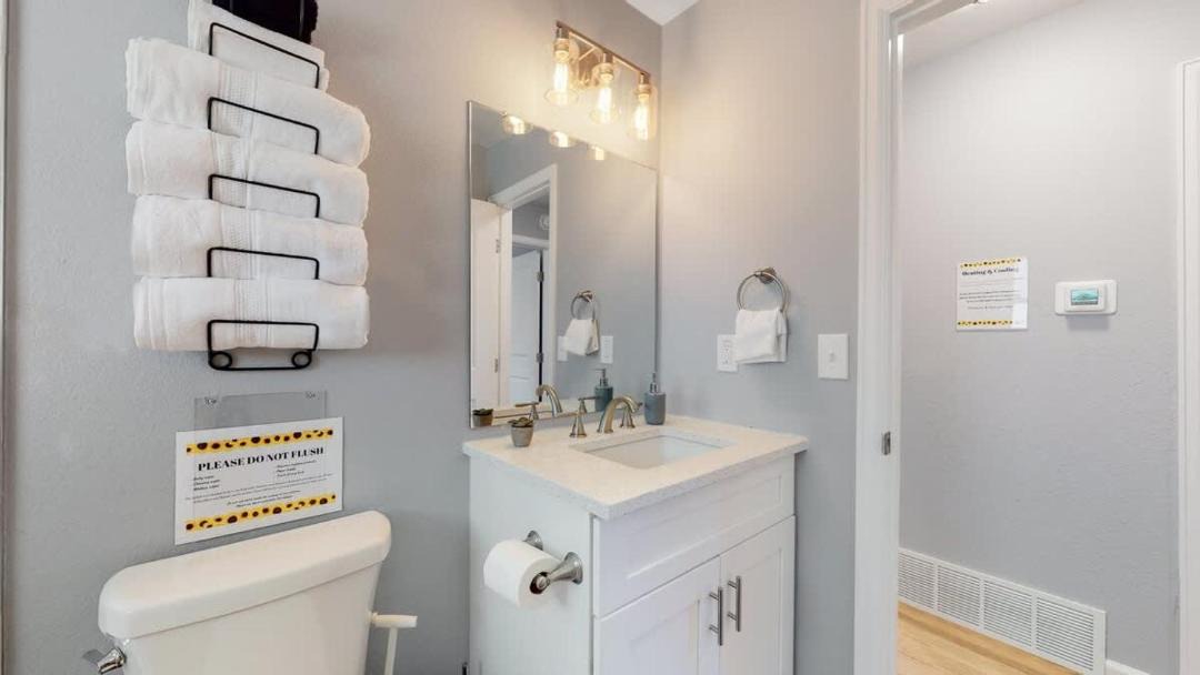 Photo of Bathroom in Dupont