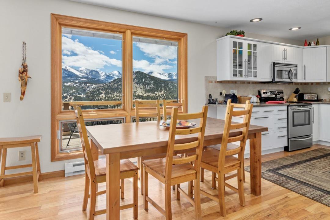 Photo of Kitchen in Windcliff Estates