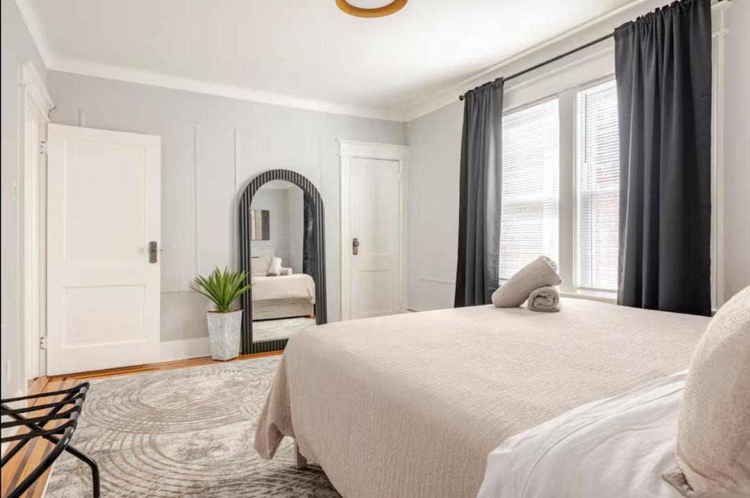 Photo of Bedroom in North Bergen