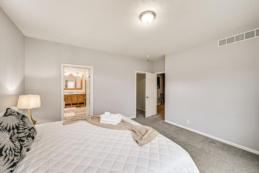 Photo of Bedroom in South Haven