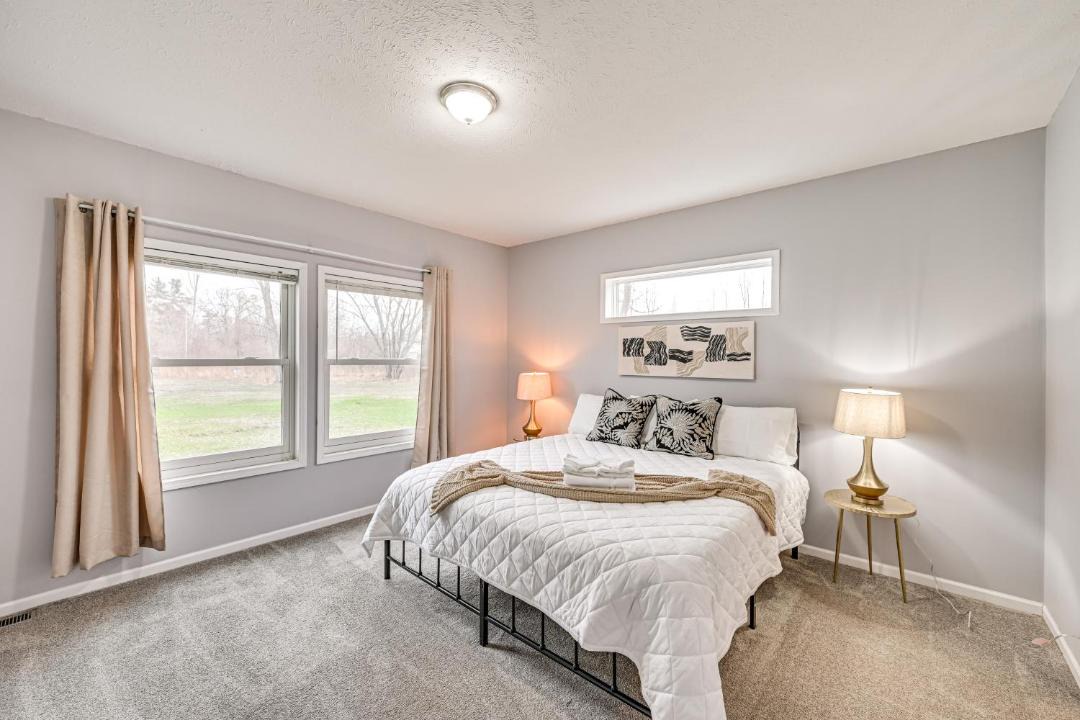 Photo of Bedroom in South Haven