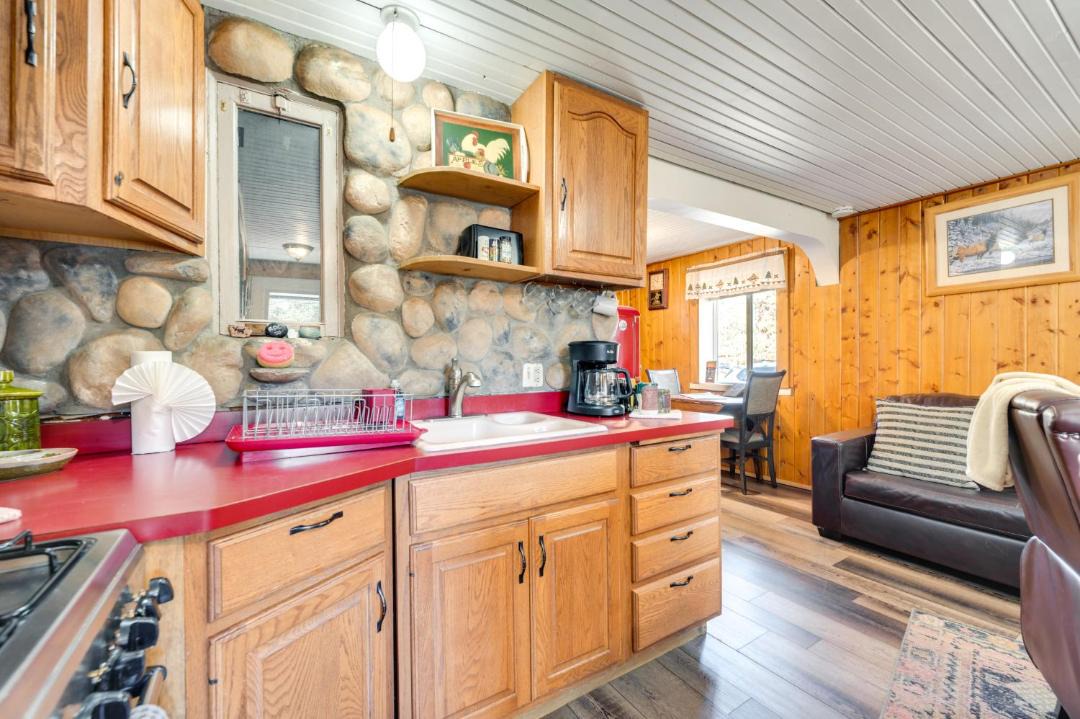 Photo of Kitchen in Drake