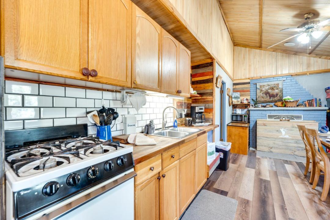 Photo of Kitchen in Drake